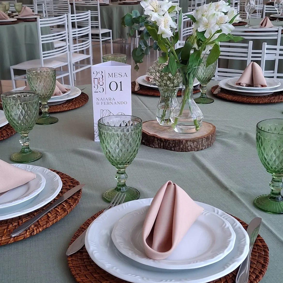 Buffet completo preparado para evento