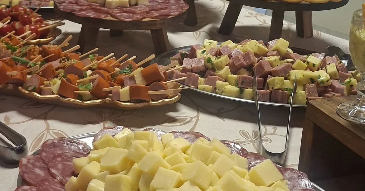 Ilha de frios para eventos e confraternizações